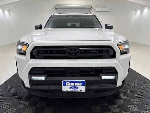 Ice 2025 Toyota 4Runner SR5
