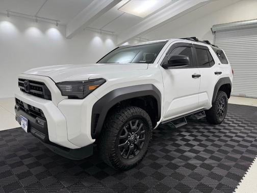 Ice 2025 Toyota 4Runner SR5