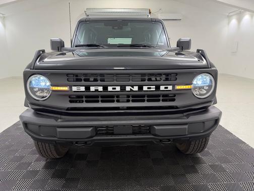 Shadow Black 2025 Ford Bronco Base