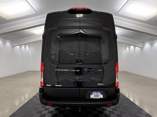 2025 Ford Transit-350 XLT