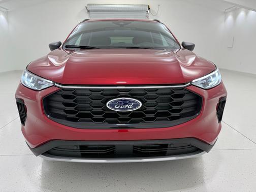 Rapid Red Metallic Tinted Clearcoat 2026 Ford Escape ST-Line