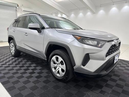 Silver Sky Metallic 2020 Toyota RAV4 LE