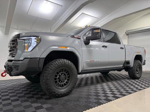 2024 GMC Sierra 2500 AT4X