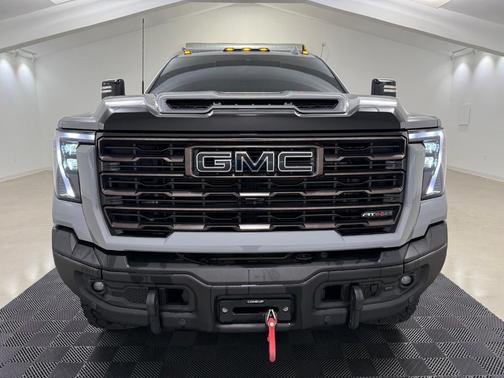2024 GMC Sierra 2500 AT4X