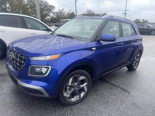 2024 Hyundai VENUE Limited