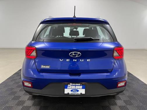 2024 Hyundai VENUE Limited