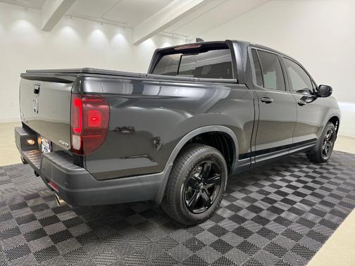 2021 Honda Ridgeline Black Edition