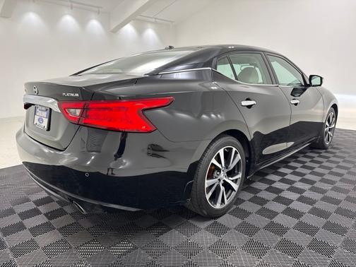 Super Black 2017 Nissan Maxima Platinum