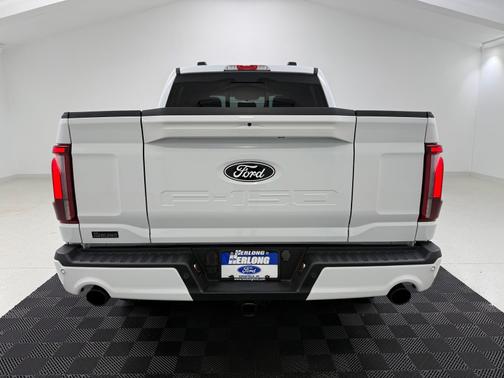 Oxford White 2024 Ford F-150 Lariat