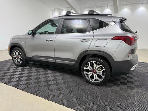 2023 Kia Seltos SX
