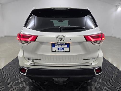 2019 Toyota Highlander Limited Platinum
