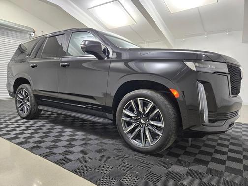 2023 Cadillac Escalade Sport