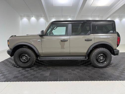 Gray 2026 Ford Bronco Big Bend