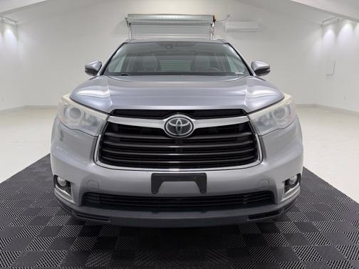 Silver Sky Metallic 2016 Toyota Highlander Limited Platinum V6