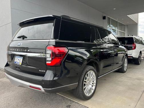 Agate Black Metallic 2024 Ford Expedition Max Limited