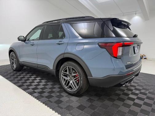 Vapor Blue Metallic 2026 Ford Explorer ST