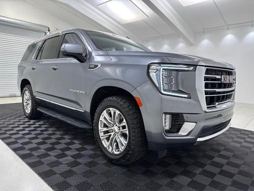 Satin Steel Metallic 2022 GMC Yukon SLT