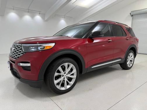 2023 Ford Explorer Platinum