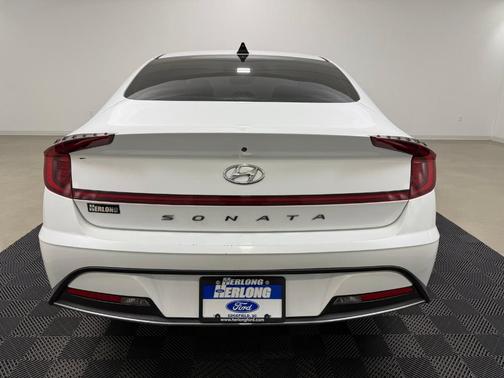 2021 Hyundai SONATA SE