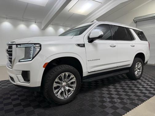 2022 GMC Yukon SLT