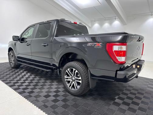 Black Metallic 2023 Ford F-150 XL