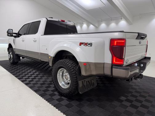 Oxford White 2020 Ford F-350 King Ranch