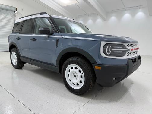 Azure Gray Metallic Tri-Coat 2025 Ford Bronco Sport Heritage