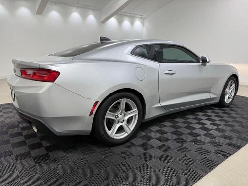 2018 Chevrolet Camaro 2LT