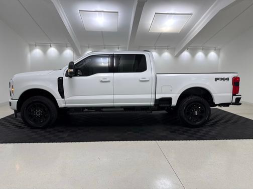 Oxford White 2026 Ford F-350 XLT