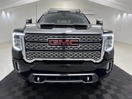 Onyx Black 2023 GMC Sierra 2500 Denali