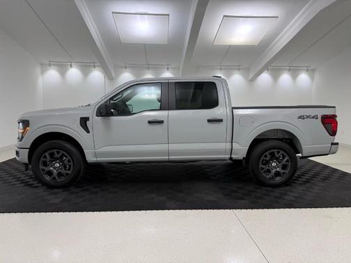 Avalanche 2026 Ford F-150 STX