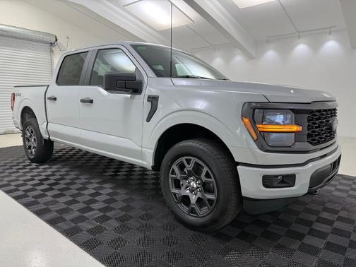 Avalanche 2026 Ford F-150 STX