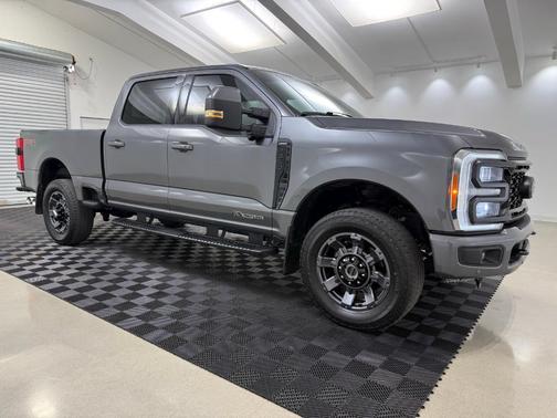 2023 Ford F-350 Lariat Super Duty