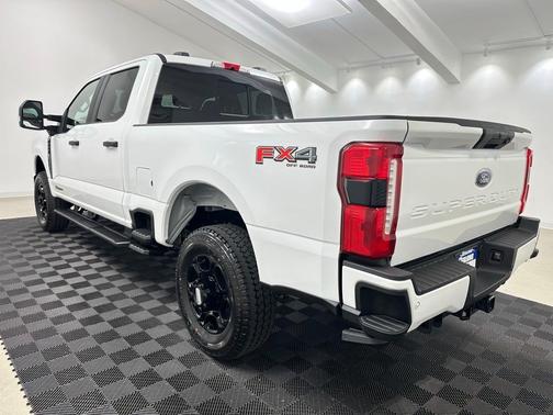 2025 Ford F-250 XL