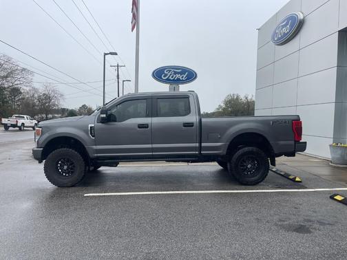 2022 Ford F-250 XLT