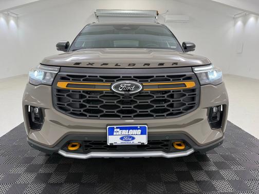 Marsh Gray 2026 Ford Explorer Tremor