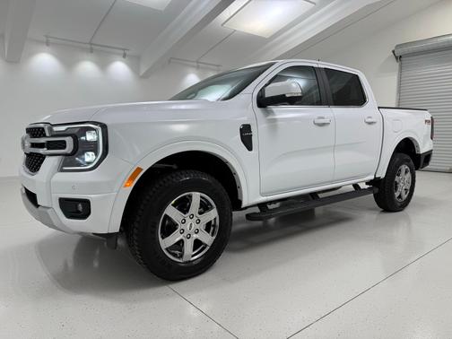 Oxford White 2025 Ford Ranger Lariat