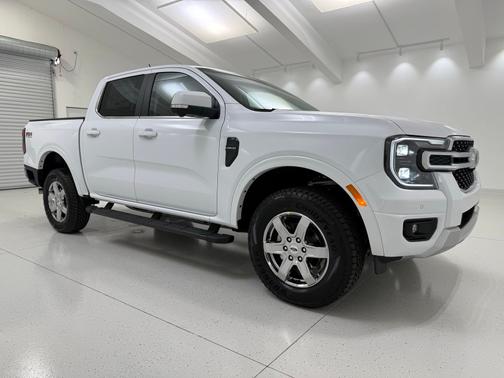 Oxford White 2025 Ford Ranger Lariat