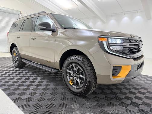 Gray 2026 Ford Expedition Tremor