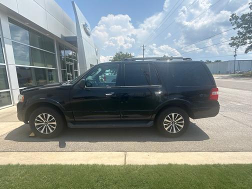 Shadow Black 2017 Ford Expedition XLT