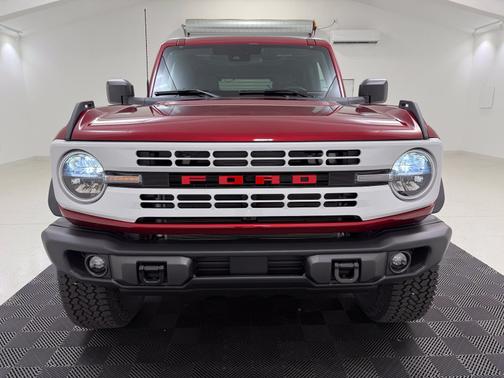 Ruby Red Metallic Tinted Clearcoat 2026 Ford Bronco Base