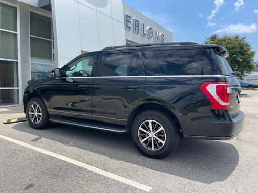 Black Metallic 2021 Ford Expedition XLT
