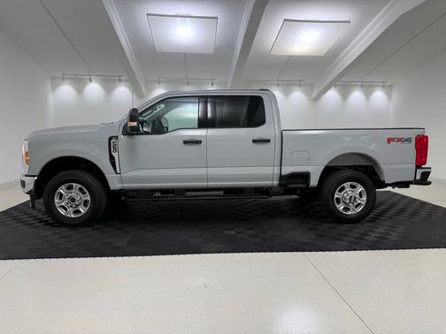 Avalanche 2026 Ford F-250 XLT