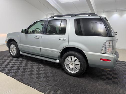 2006 Mercury Mountaineer Luxury