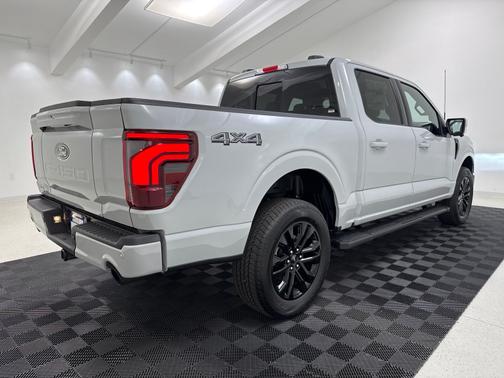 Avalanche 2026 Ford F-150 Lariat