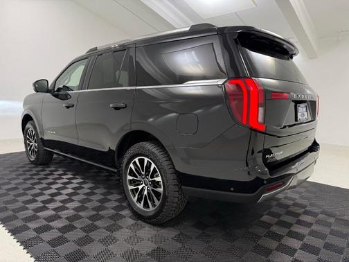 Black Metallic 2025 Ford Expedition Platinum