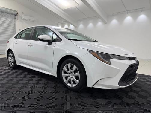 Super White 2021 Toyota Corolla LE