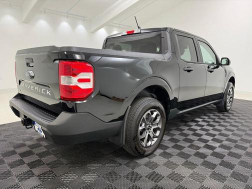 Shadow Black 2024 Ford Maverick XLT