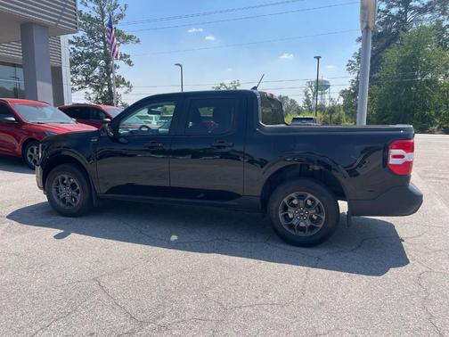 Shadow Black 2024 Ford Maverick XLT