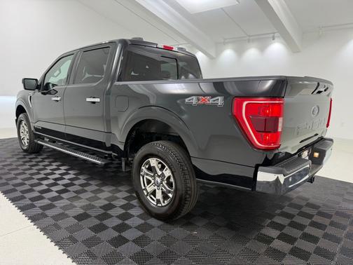 Black Metallic 2023 Ford F-150 XLT
